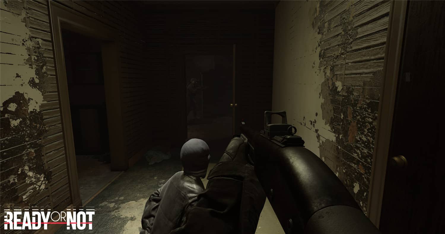 射击游戏《严阵以待》v24737  中文版 射击游戏《严阵以待》v24737  中文版